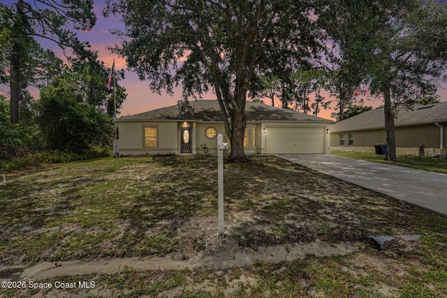 1326 Defender Street NW, Palm Bay, FL 32907