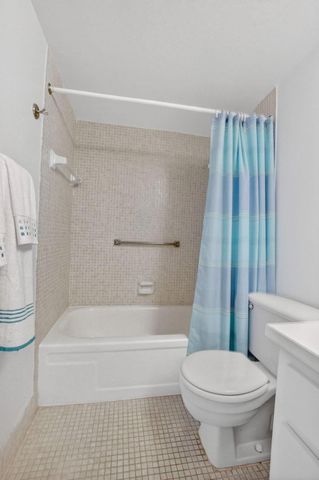 4008 Hythe A, Boca Raton, FL 33434