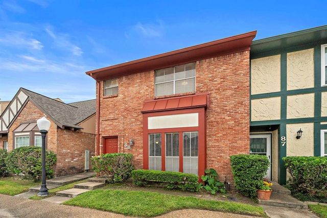7700 Creekbend Drive 88, Houston, TX 77071