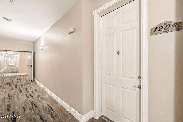 5450 E DEER VALLEY Drive 1209, Phoenix, AZ 85054