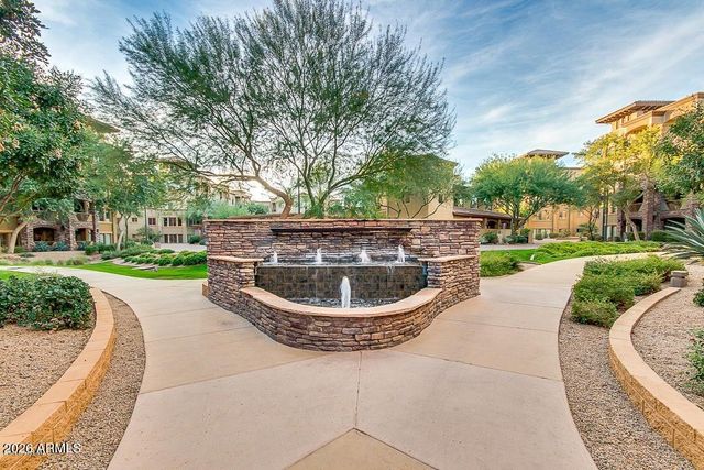 5450 E DEER VALLEY Drive 1209, Phoenix, AZ 85054