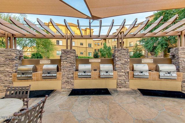 5450 E DEER VALLEY Drive 1209, Phoenix, AZ 85054