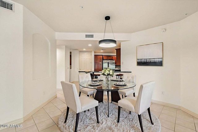 5450 E DEER VALLEY Drive 1209, Phoenix, AZ 85054