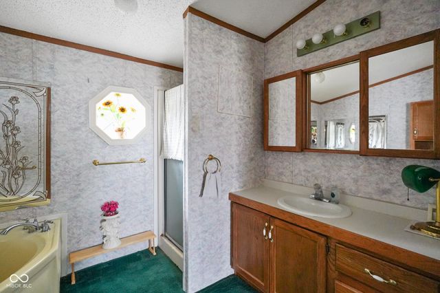 4697 W Ridge Drive, Columbus, IN 47203