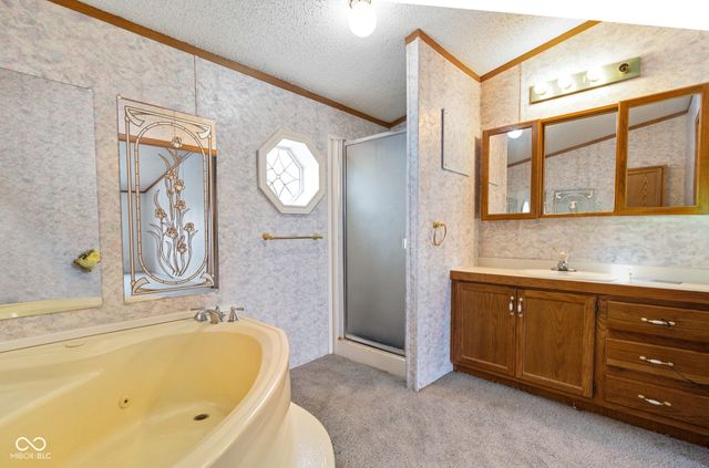 4697 W Ridge Drive, Columbus, IN 47203