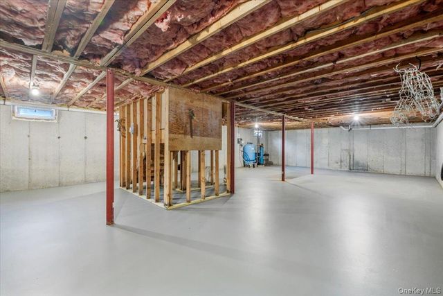 38 Somerset Drive, Patterson, NY 12563