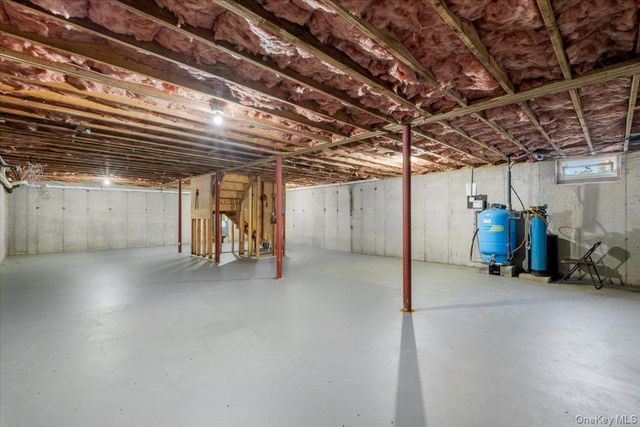 38 Somerset Drive, Patterson, NY 12563