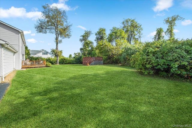 38 Somerset Drive, Patterson, NY 12563