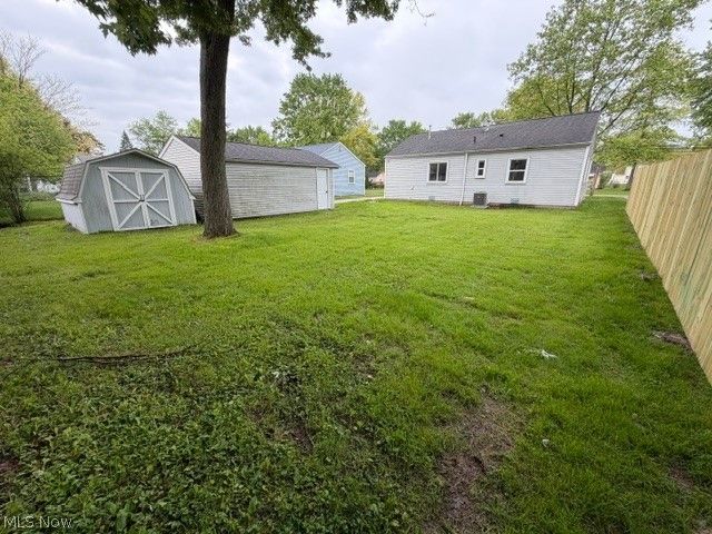 5651 Porter Road, North Olmsted, OH 44070