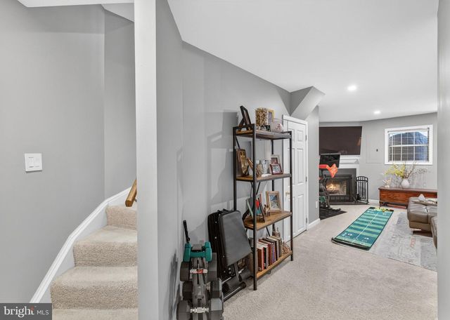 5724 OSPREY CT, Clifton, VA 20124