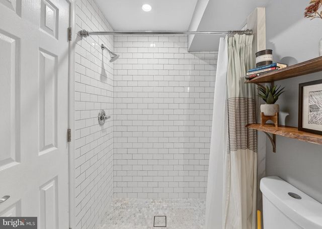 5724 OSPREY CT, Clifton, VA 20124