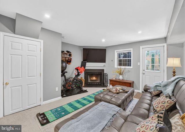 5724 OSPREY CT, Clifton, VA 20124