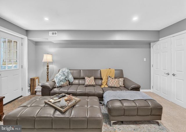 5724 OSPREY CT, Clifton, VA 20124