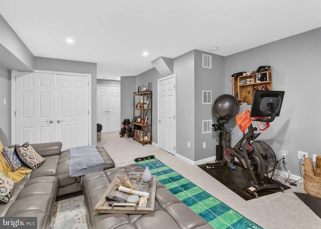 5724 OSPREY CT, Clifton, VA 20124