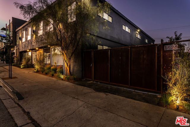 1626 Centinela Avenue 200, Inglewood, CA 90302