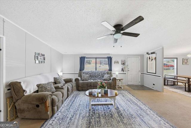 147 Pocahontas Street, Jackson, GA 30233