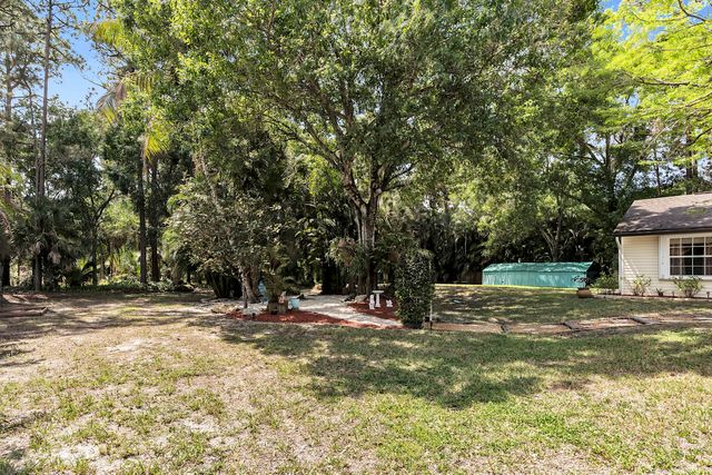 355 S 86th Ter S S, West Palm Beach, FL 33411