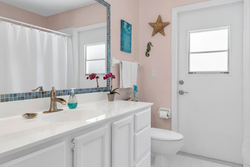 Image 30 of property listing at 355 86th Terrace S, West Palm Beach, FL 33411