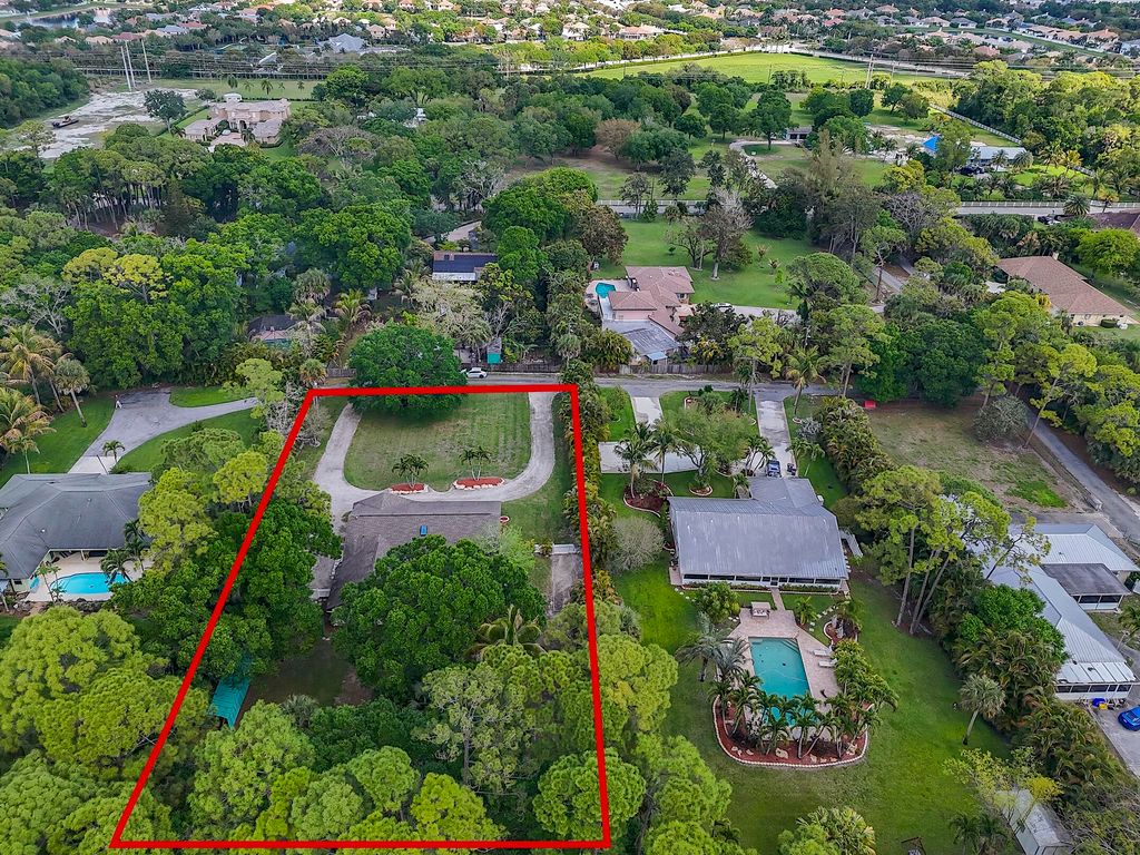 Image 48 of property listing at 355 86th Terrace S, West Palm Beach, FL 33411