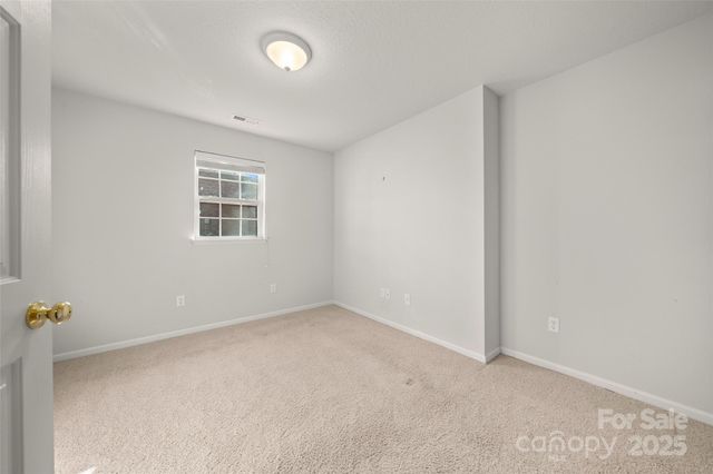 270 Farington Circle, Fletcher, NC 28732