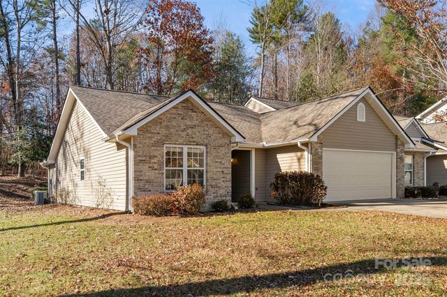 270 Farington Circle, Fletcher, NC 28732