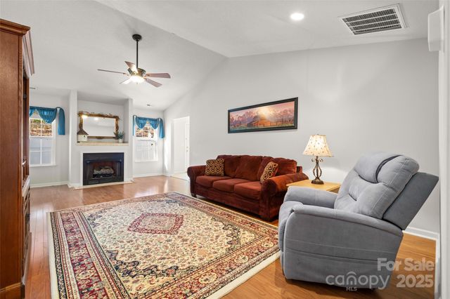 270 Farington Circle, Fletcher, NC 28732