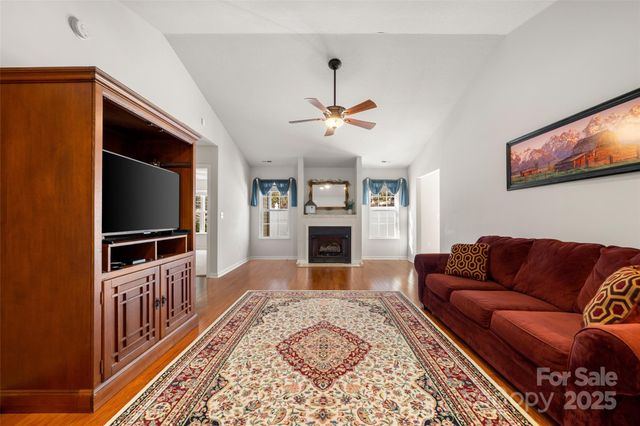 270 Farington Circle, Fletcher, NC 28732