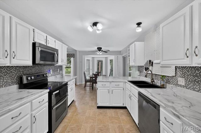 145 Rhinegarten Drive, Florissant, MO 63031