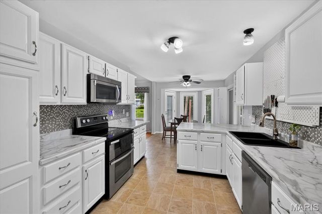 145 Rhinegarten Drive, Florissant, MO 63031