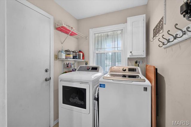 145 Rhinegarten Drive, Florissant, MO 63031