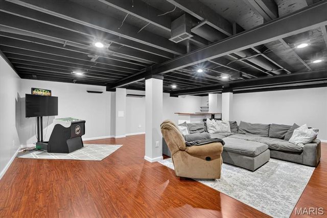 145 Rhinegarten Drive, Florissant, MO 63031
