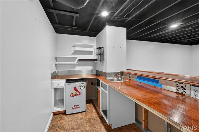 145 Rhinegarten Drive, Florissant, MO 63031