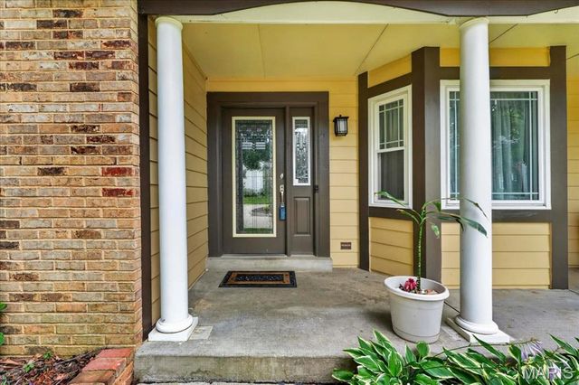 145 Rhinegarten Drive, Florissant, MO 63031