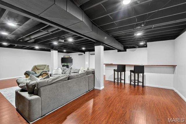 145 Rhinegarten Drive, Florissant, MO 63031