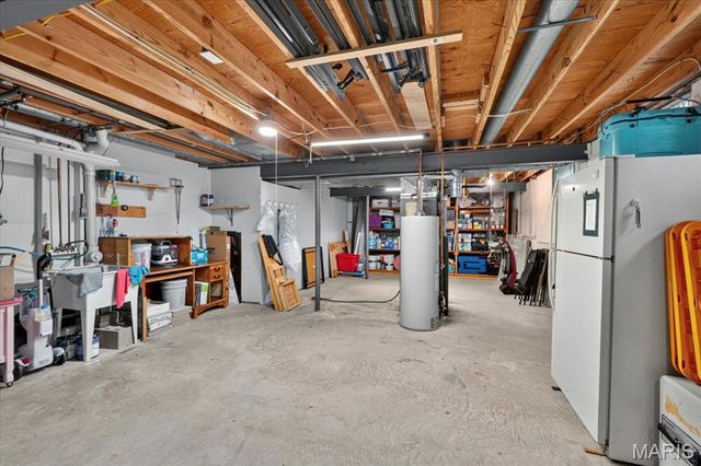 145 Rhinegarten Drive, Florissant, MO 63031