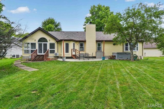 145 Rhinegarten Drive, Florissant, MO 63031