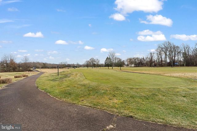 30 SPYGLASS, Westampton, NJ 08060