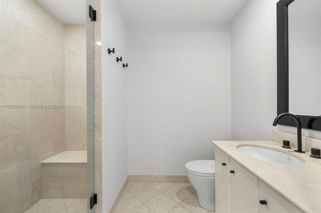 100 S Pointe Dr 509, Miami Beach, FL 33139