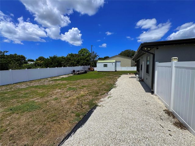 4926 PRESTON WAY, Sarasota, FL 34232
