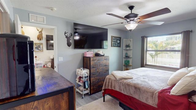 4926 PRESTON WAY, Sarasota, FL 34232