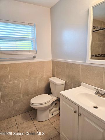 435 S Courtenay Parkway, Merritt Island, FL 32952