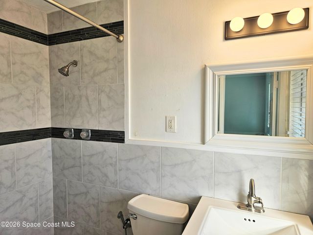 435 S Courtenay Parkway, Merritt Island, FL 32952