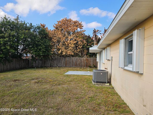 435 S Courtenay Parkway, Merritt Island, FL 32952