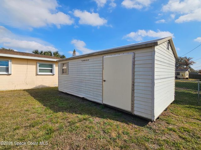 435 S Courtenay Parkway, Merritt Island, FL 32952