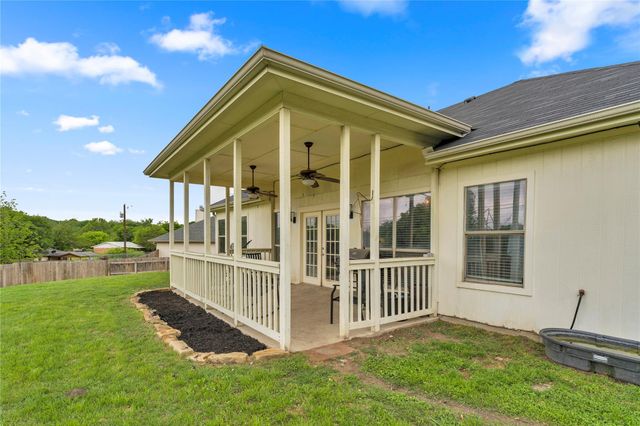 7 Westridge PL, Lampasas, TX 76550