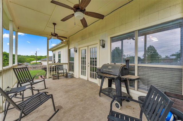 7 Westridge PL, Lampasas, TX 76550