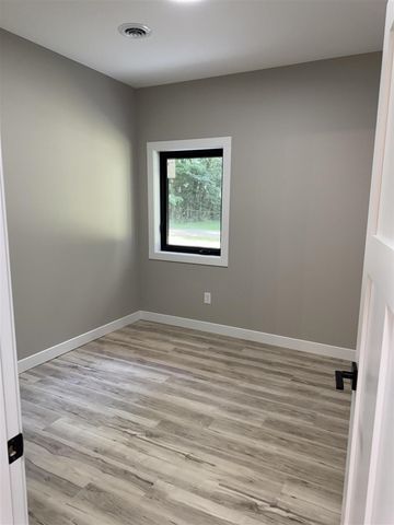 20160 Parkway Avenue, Three Rivers, MI 49093