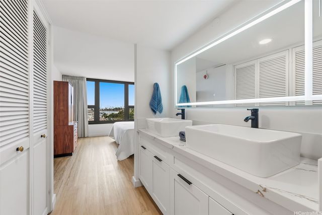 1600 Ala Moana Boulevard 500, Honolulu, HI 96815