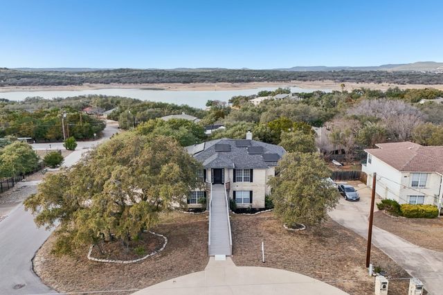 4500 Rimrock DR, Lago Vista, TX 78645