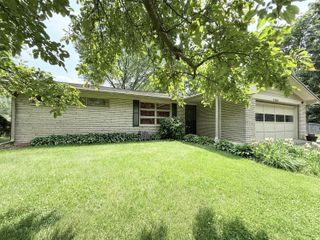 5346 E H Avenue E, Comstock Twp, MI 49048